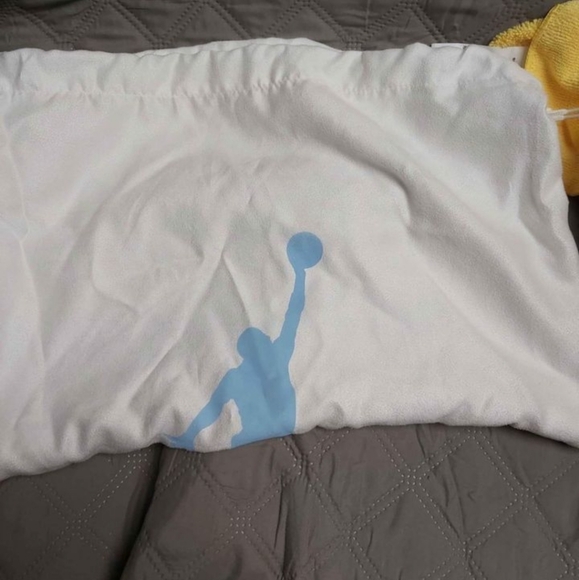 2012 Jordan's OG retro, all real no fakes. - Picture 8 of 9